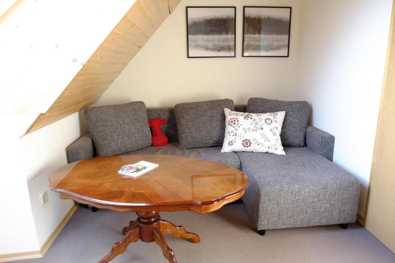 Schwarzwild - Ferienwohnung Und Ferienzimmer Baiersbronn Exterior foto